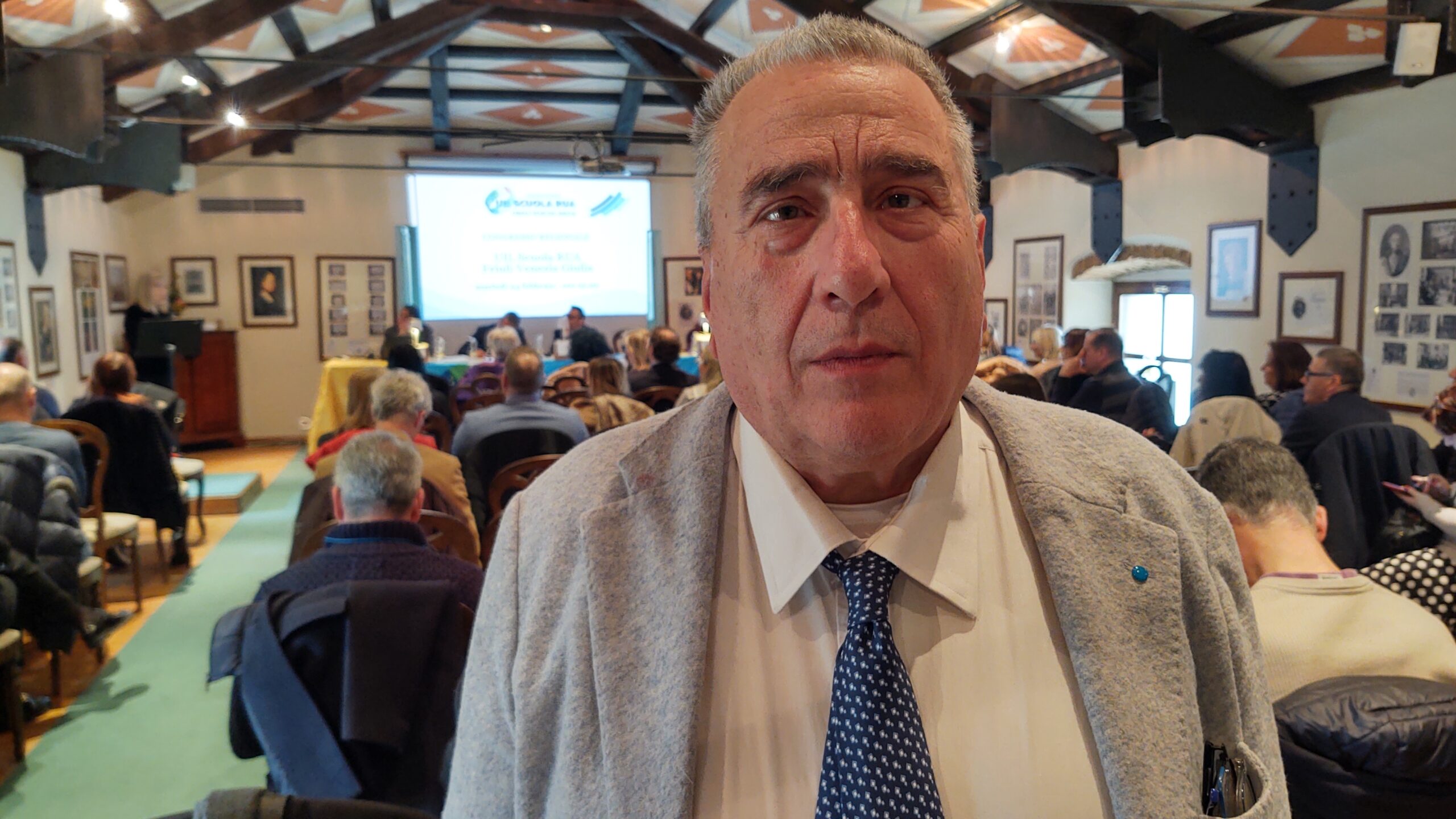 UIL SCUOLA FVG: NON SERVE IL LIMITE A STRANIERI, SERVONO PIÙ DOCENTI E STABILIZZAZIONI