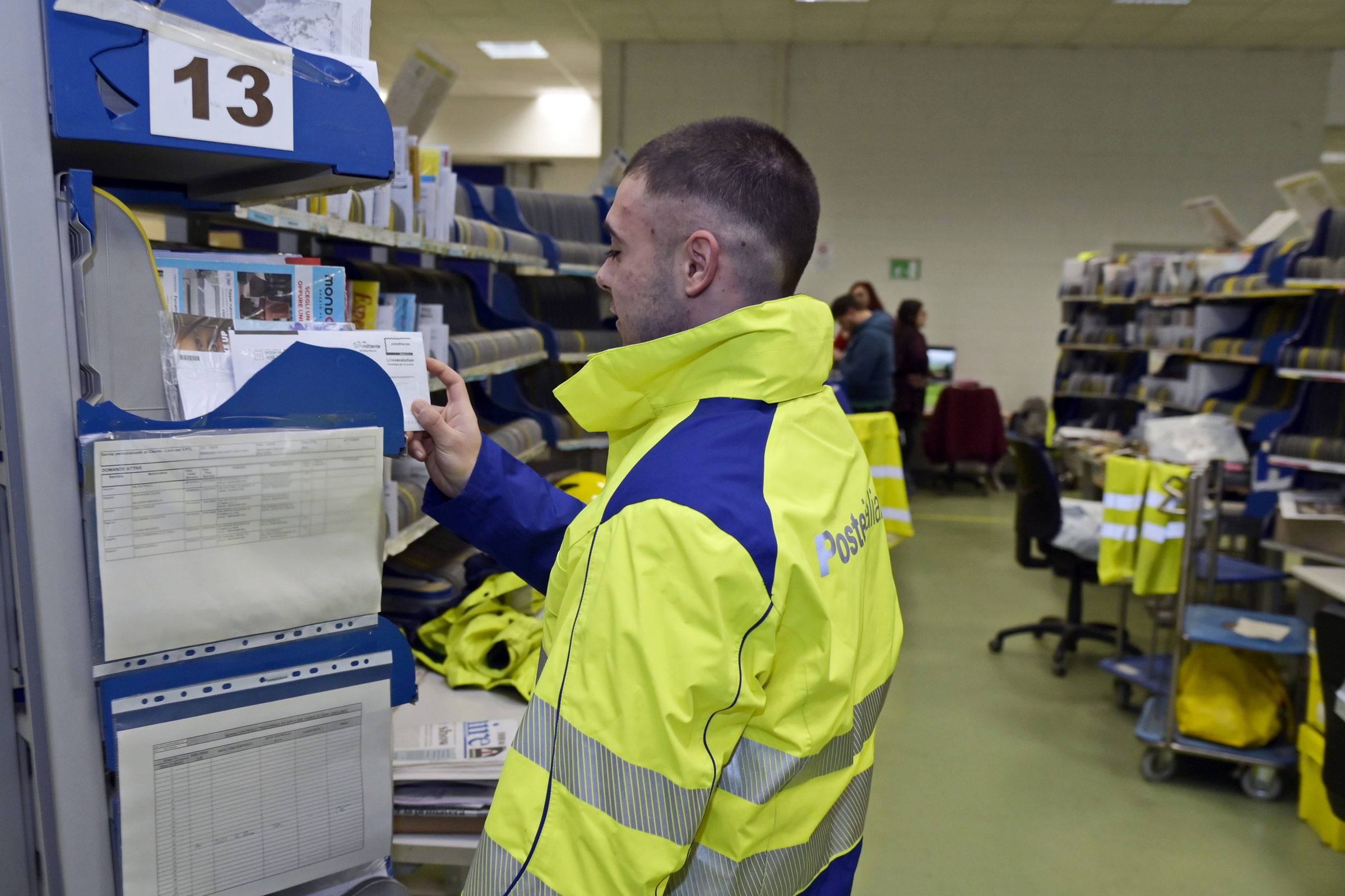 UILPOSTE UDINE: SOVRACCARICATO E POI SANZIONATO PORTALETTERE DI POSTE ITALIANE A TOLMEZZO